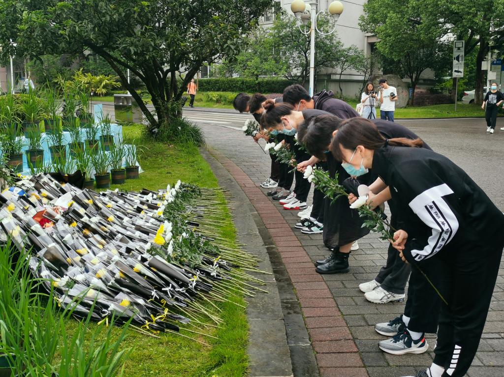 英国上市公司365