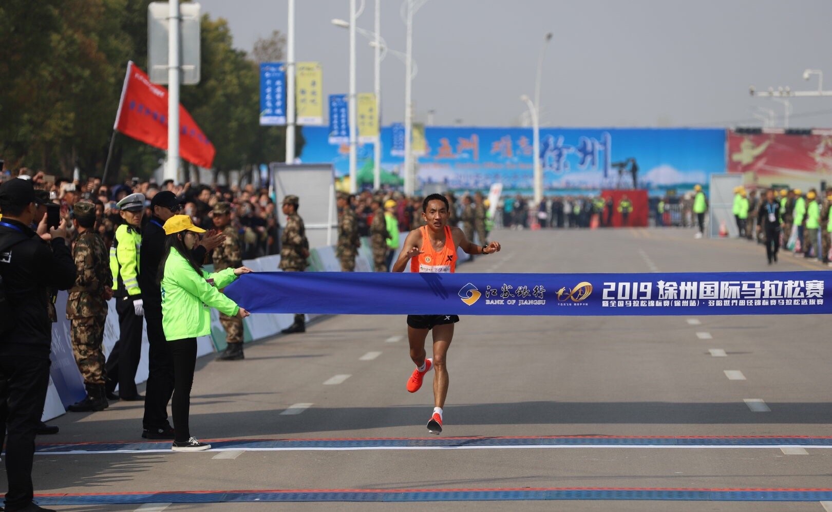 英国上市公司365